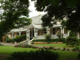 Harrow Gardens - Attractions Brisbane 1