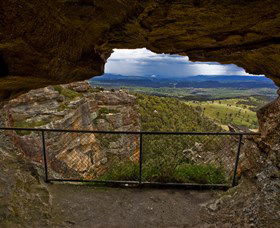 Hassans Walls Lookout - Attractions Brisbane 0
