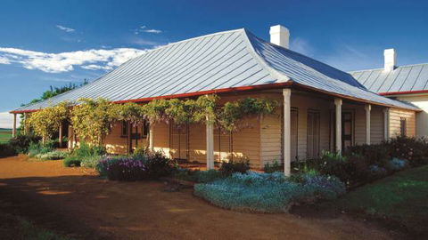 Cooma Cottage - Attractions Brisbane 1