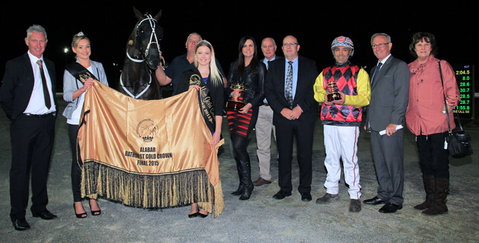 Bathurst Harness Racing Club - Attractions Brisbane 1