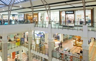 Broadway Shopping Centre - Attractions Brisbane 1