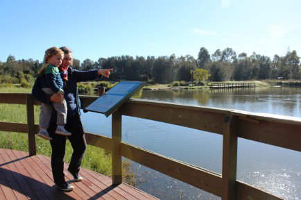 Hunter Wetlands Centre Australia - Attractions Brisbane 0