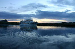 Tamboi Queen Cruises - Attractions Brisbane 1