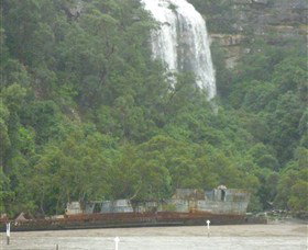 The Riverboat Postman - Attractions Brisbane 4