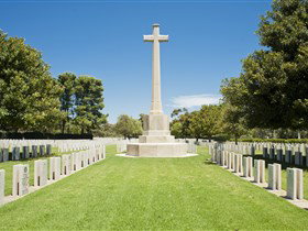 West Terrace Cemetery - Attractions Brisbane 1