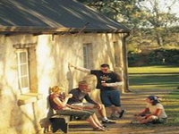 Overland Corner Hotel