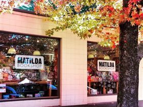 Matilda Bookshop - Attractions Brisbane 0