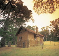 Heysen - The Cedars - Attractions Brisbane