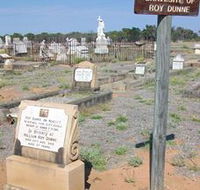 Blackall Cemetery - Attractions Brisbane