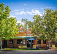 Crown Hotel Wentworth - Attractions Brisbane