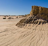 Walls of China - Attractions Brisbane