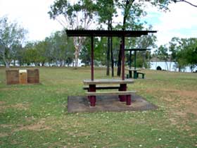 Theresa Creek Dam - Attractions Brisbane 1