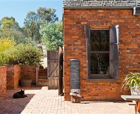 Sally's Paddock At Redbank Winery - Attractions Brisbane 1