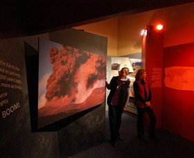 Volcanoes Discovery Centre - Attractions Brisbane 0