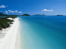 Whitehaven Beach - Attractions Brisbane 2