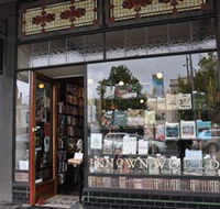 The Known World Bookshop  Boutique City Apartment - Attractions Brisbane