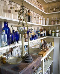 Dow's Pharmacy - Attractions Brisbane 0