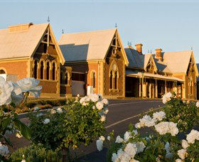 Hilltops Region Wine Cellar - Attractions Brisbane 1