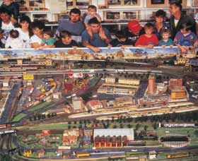 Cowra Fun Museum - Attractions Brisbane 0