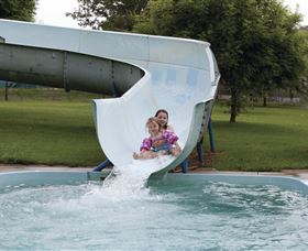 Albury Swim Centre - Attractions Brisbane 0