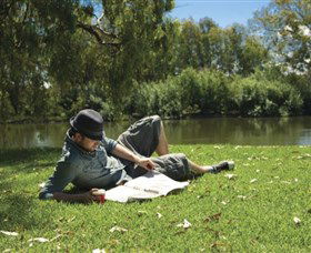 Albury - Murray River Precinct - Attractions Brisbane 1