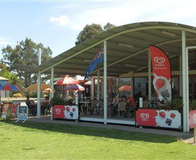 Submarine Cafe - Attractions Brisbane 0