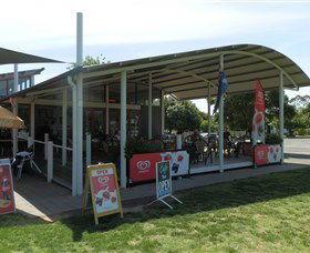 Submarine Cafe - Attractions Brisbane 1