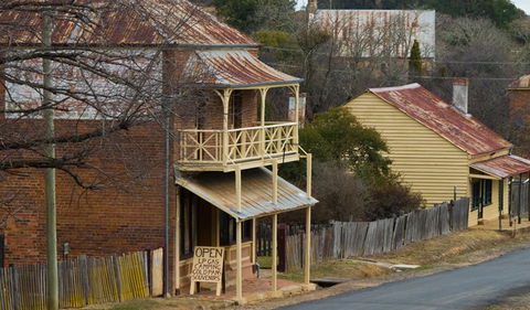 Village Walking Track - Attractions Brisbane 0