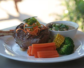 Gerry's @ The Commercial Hotel - Attractions Brisbane 4