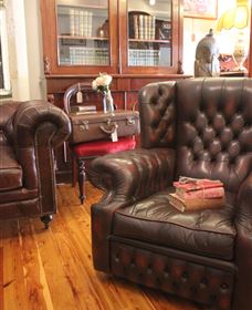 Peachtree Antiques - Attractions Brisbane 6