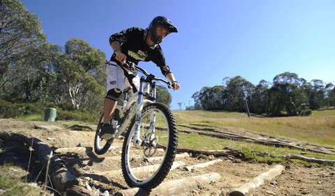Thredbo Alpine Village - Attractions Brisbane 3