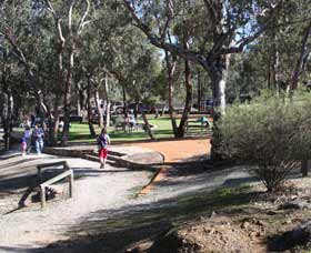 Syd's Rapids And Aboriginal Heritage Trail, Avon Valley - Attractions Brisbane 3
