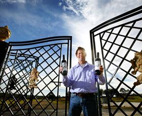 Leogate Estate - Attractions Brisbane 0