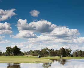 Cypress Lakes Golf And Country Club - By Oaks Hotels And Resorts - Attractions Brisbane 3