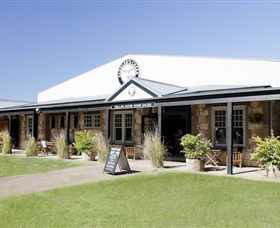 Saddlers Creek Wines - Attractions Brisbane 0