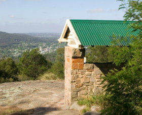 Mount Gibraltar - Attractions Brisbane 0