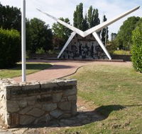 Southern Cloud Memorial - Attractions Brisbane