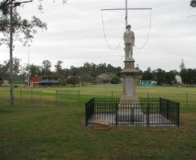 Ebbw Vale Memorial Park - Attractions Brisbane 0