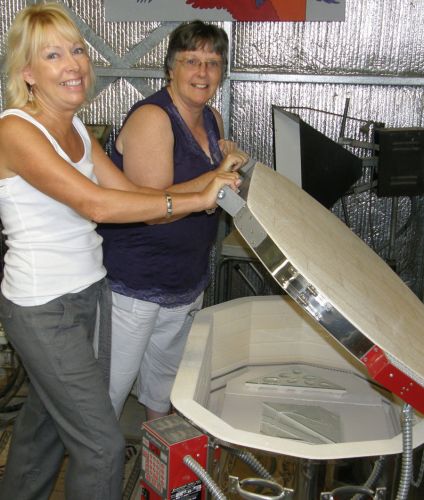 Artisans On The Hill - Attractions Brisbane 3