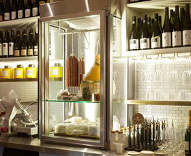 East Coast Lounge - Attractions Brisbane 0