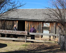 The Early Settlers Hut - Attractions Brisbane 2