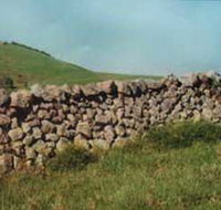 Historic Dry Stone Walls - Attractions Brisbane