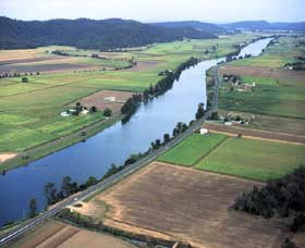 The Clarence River - Attractions Brisbane 0