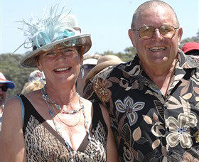 Moruya Racecourse - Attractions Brisbane 3