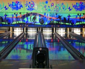 Taree Ten Pin Bowl - Attractions Brisbane 0