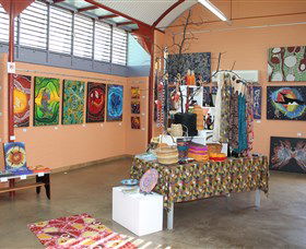Dunghutti Ngaku Aboriginal Art Gallery - Attractions Brisbane 0