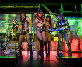 Draculas Cabaret Restaurant - Attractions Brisbane 3