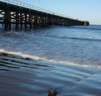 Jetty Beach - Attractions Brisbane