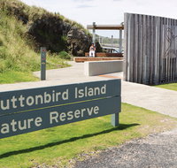 Muttonbird Island Outdoor learning space - Attractions Brisbane