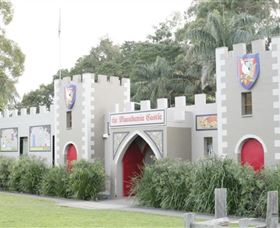 Macadamia Castle - Attractions Brisbane 0